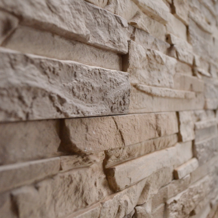 Монтре — декоративный гипсовый камень для внутренней отделки, фактура Скала, сланец